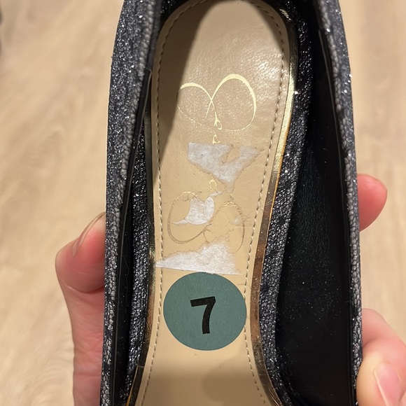 Jessica Simpson Sparkly Grey Lace 3” High Heels - size 7 - Picture 5 of 7